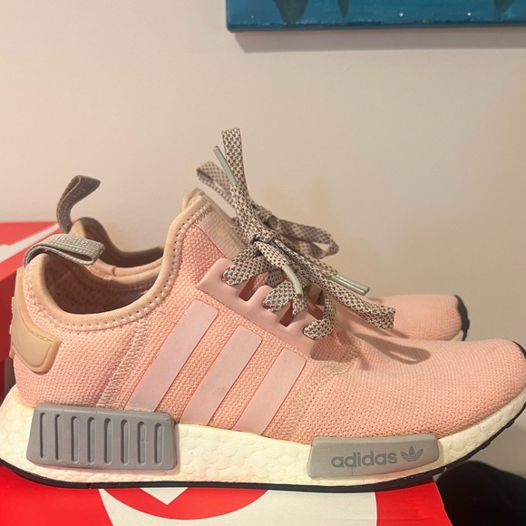 Adidas NMD R1 - Picture 2 of 6
